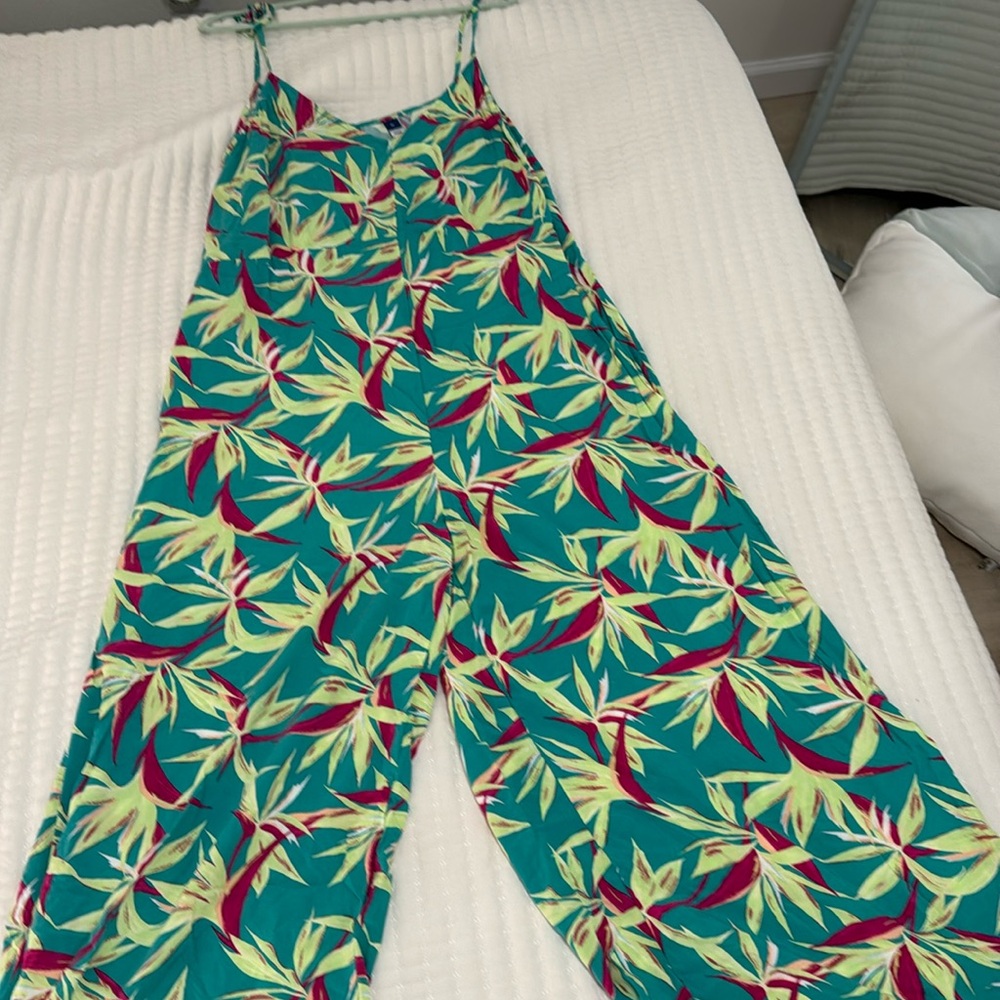 Women’s Old Navy Green Jumpsuit, Birds of Paradise Print, Size XL